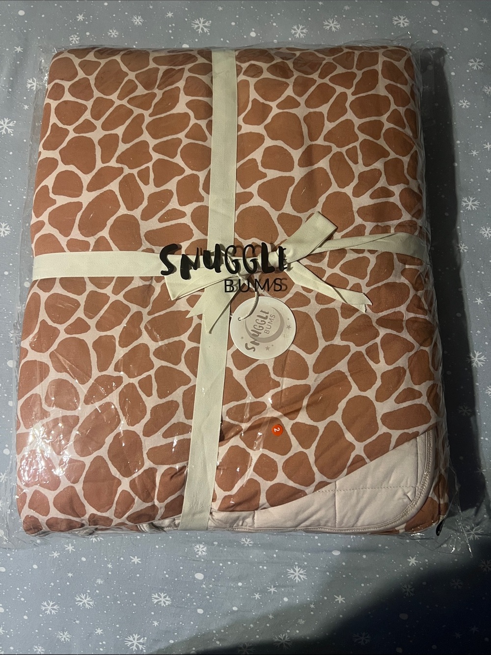 Snuggle Bums bamboo 60x80 Giraffe Print blanket